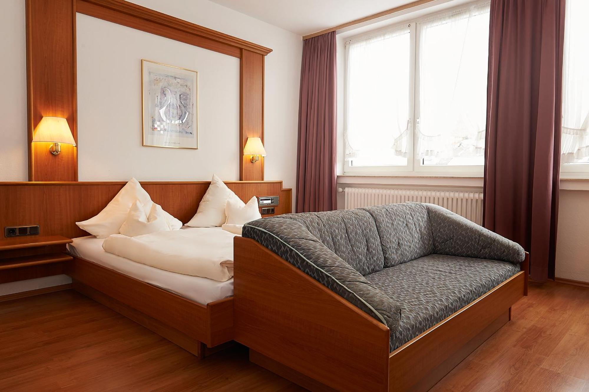 Vegan Hotel Und Restaurants Nicolay 1881 Цельтинген-Рахтиг Экстерьер фото