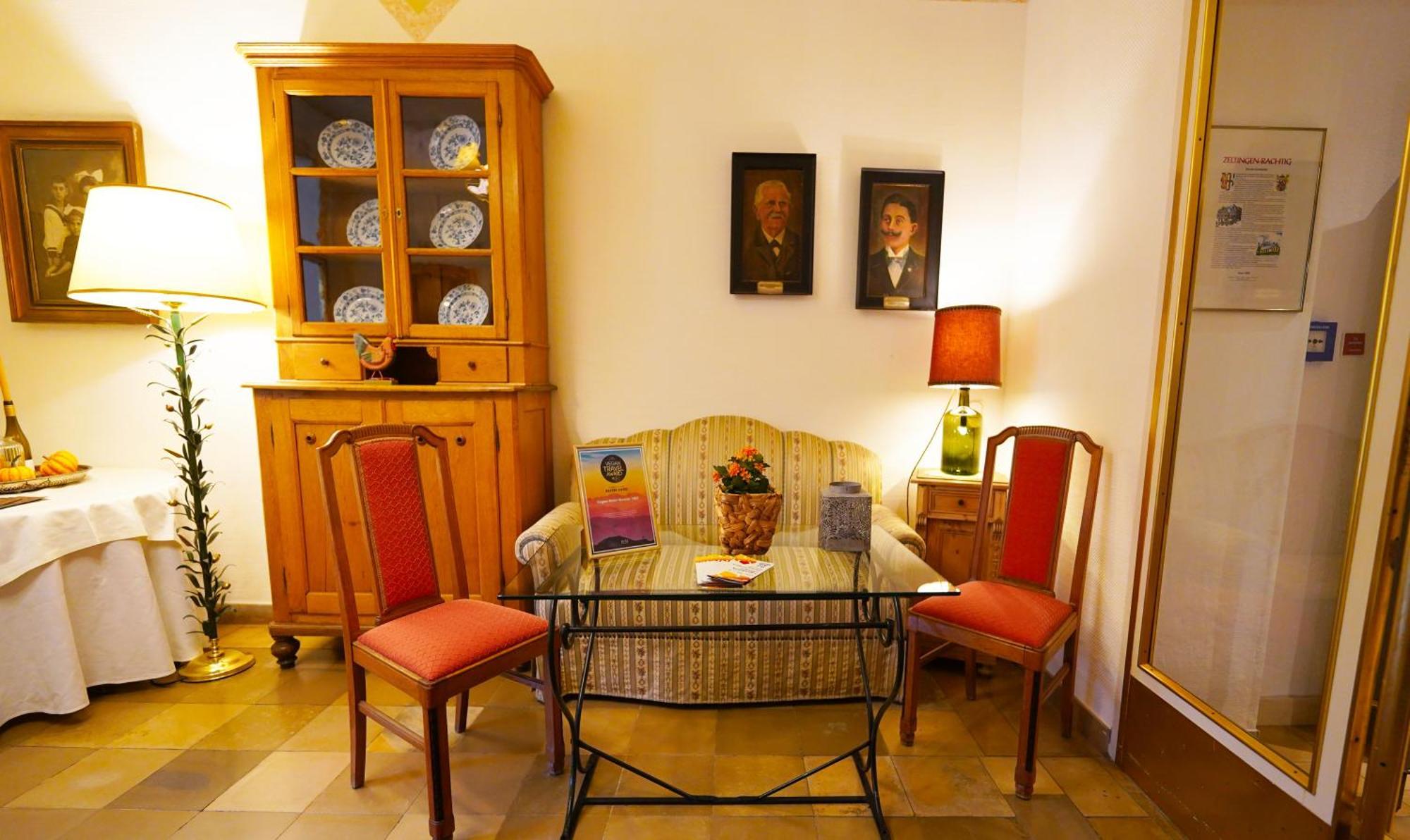 Vegan Hotel Und Restaurants Nicolay 1881 Цельтинген-Рахтиг Экстерьер фото