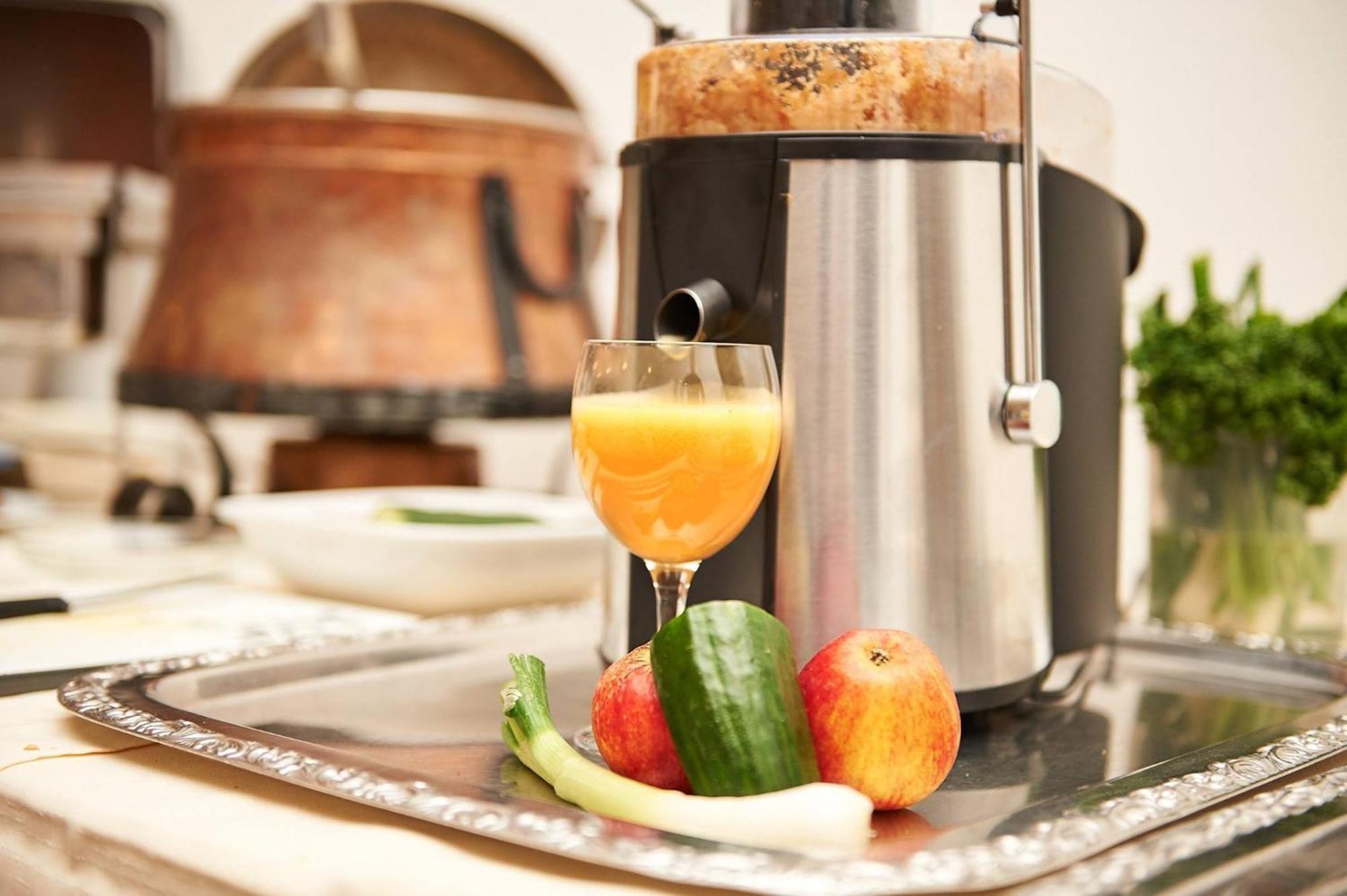 Vegan Hotel Und Restaurants Nicolay 1881 Цельтинген-Рахтиг Экстерьер фото