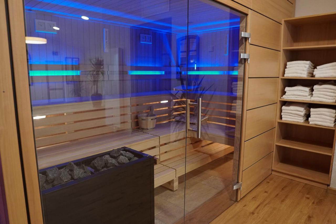 Vegan Hotel Und Restaurants Nicolay 1881 Цельтинген-Рахтиг Экстерьер фото